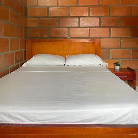 Kelly Tours Hotel Capurganá Екстериор снимка